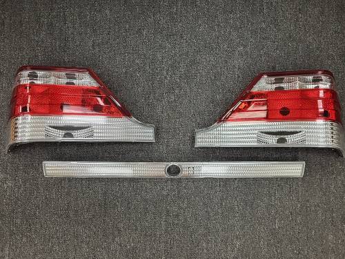 Performance Products® - Mercedes® Tail Light Assembly, Right Left & Center Light Bar, 1997-1999 (140)