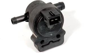 Mercedes® OEM Engine Crankcase Vent Valve, At Fuel Evaporation System, 1992-2018