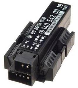 Mercedes® Impulse Wipers Relay, 1975-1980 (107/123)