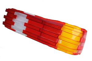 Mercedes® Right Tail Light Lens, US Version, 1977-1985 (123)