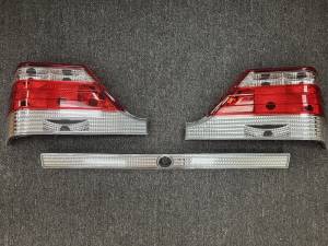 Performance Products® - Mercedes® Tail Light Assembly, Right Left & Center Light Bar, 1997-1999 (140) - Image 1