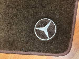 GENUINE MERCEDES - Mercedes® OEM Floor Mats, 4-Piece, Brown, 1988-1993 (124) - Image 4