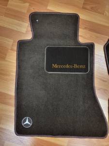 GENUINE MERCEDES - Mercedes® OEM Floor Mats, 4-Piece, Brown, 1988-1993 (124) - Image 5