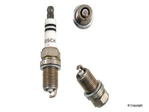 Mercedes® Bosch Fine Wire Double Platinum Spark Plug, FR8DPP33+/7422, 1994-2008