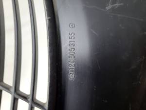 GENUINE MERCEDES - Mercedes® Auxiliary Fan Screen, 1986-1989 (124) - Image 3